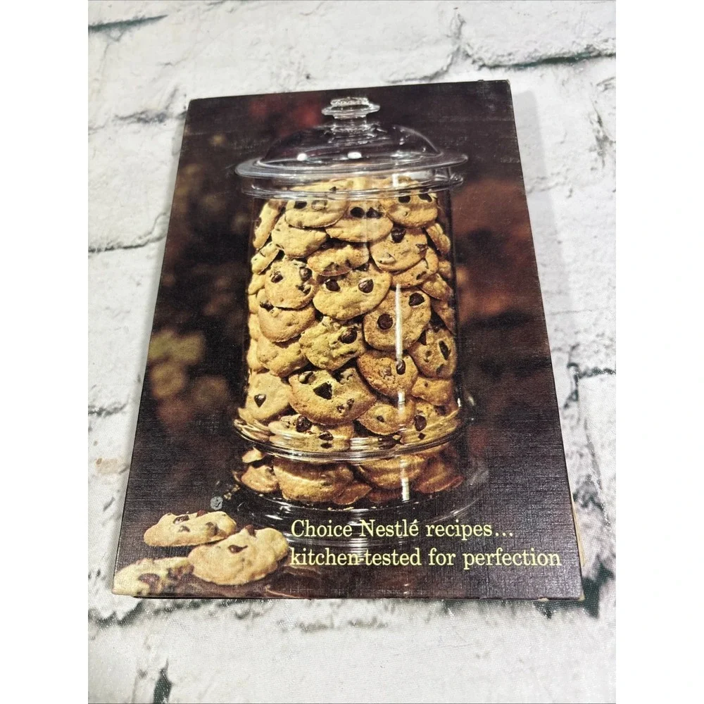 Vintage 1962 Nestle's Perfect Endings Chocolate & Beverage Cook Book Spiral HC